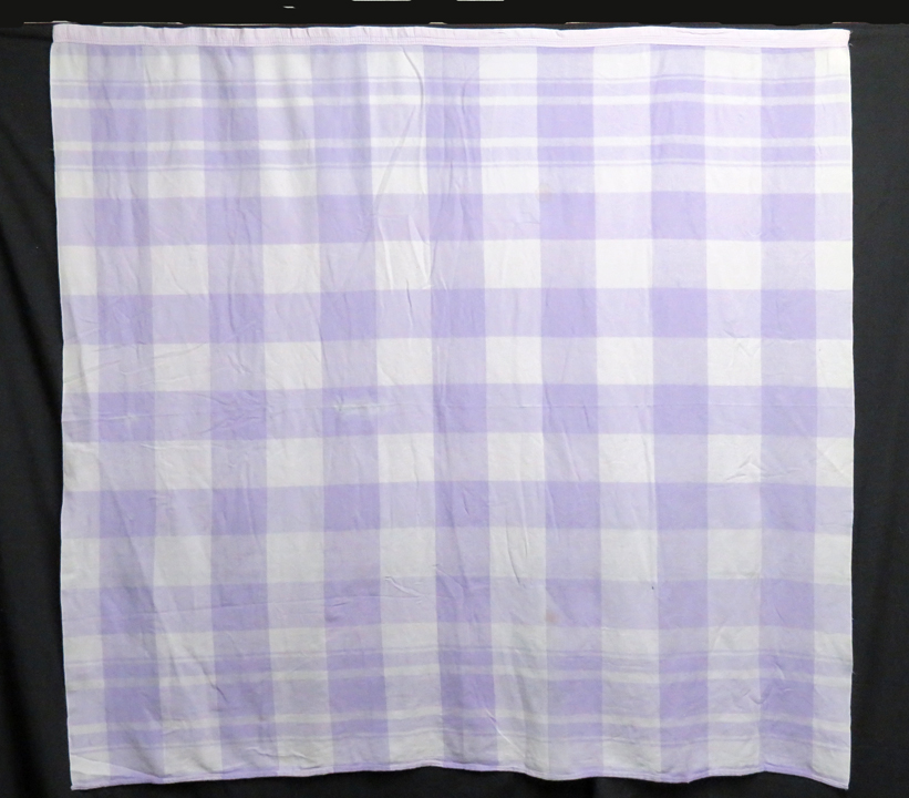 B17 Lavender and White Cotton Plaid Blanket