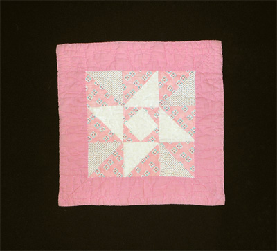 DQ196 Pinwheel with Diamond in a Square Center Block Doll Quilt 