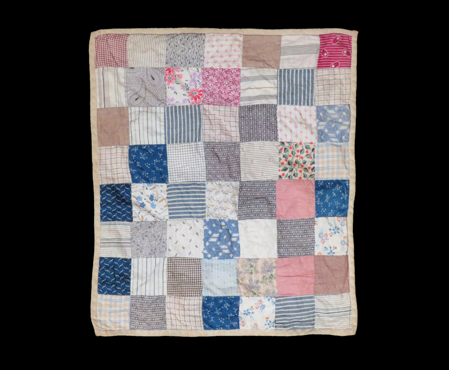 DQ306 Doll Quilt of Squares