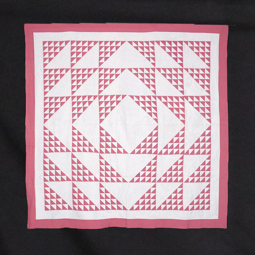 Q8596 Raspberry and White Flying Geese