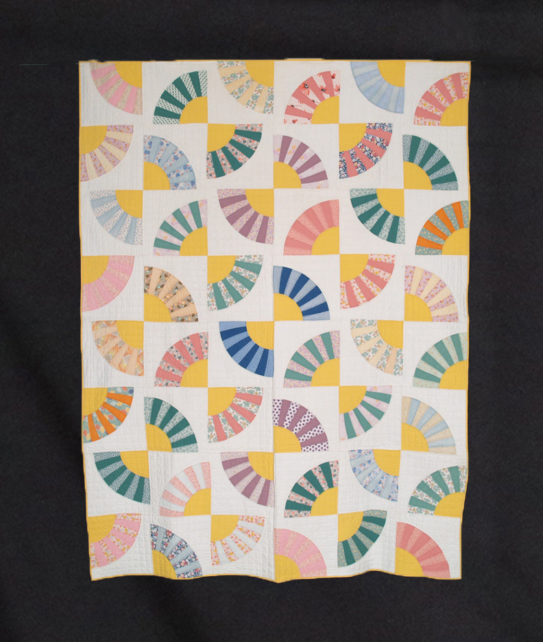 Q8816 Pair of Tumbling Fans Quilts