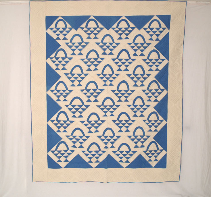 Q8883 Blue & White Baskets