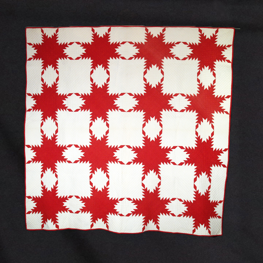 Q8989 Red Touching Feathered Stars