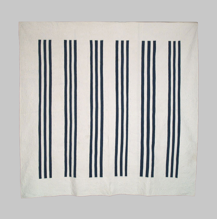 Q9010 Indigo Blue & White Bars Quilt
