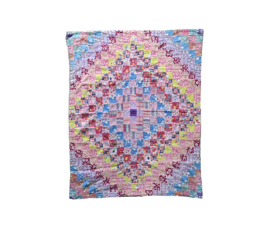 Q9044 Trip Around the World Bassinet Quilt