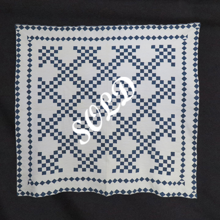 Q9069 Double Irish Chain in Indigo and White