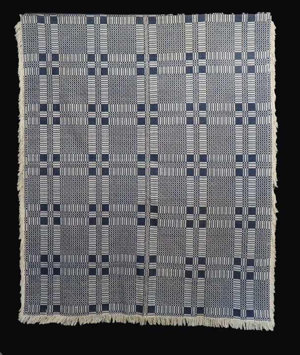 Q9088a Woven Blue and White Fringe Coverlet