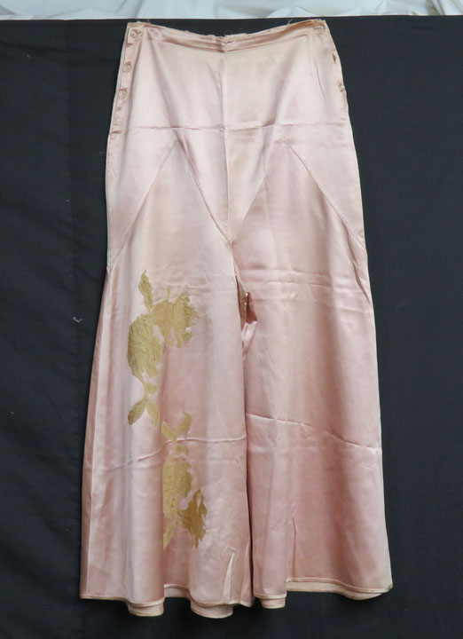 UF212 Silk Lounging Pants