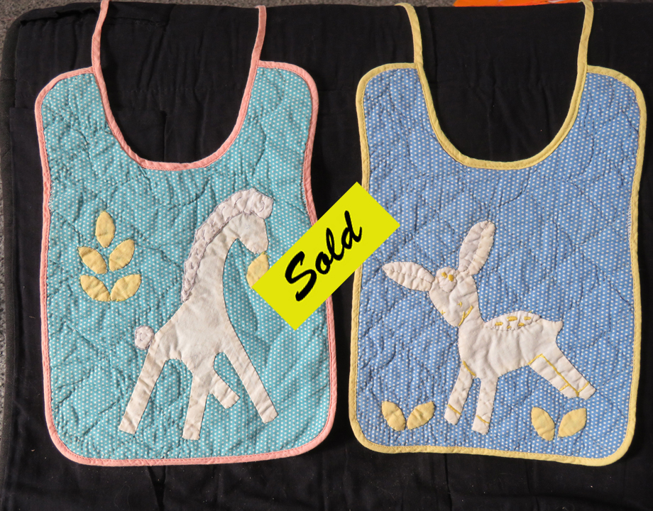 UF252 Baby Bibs
