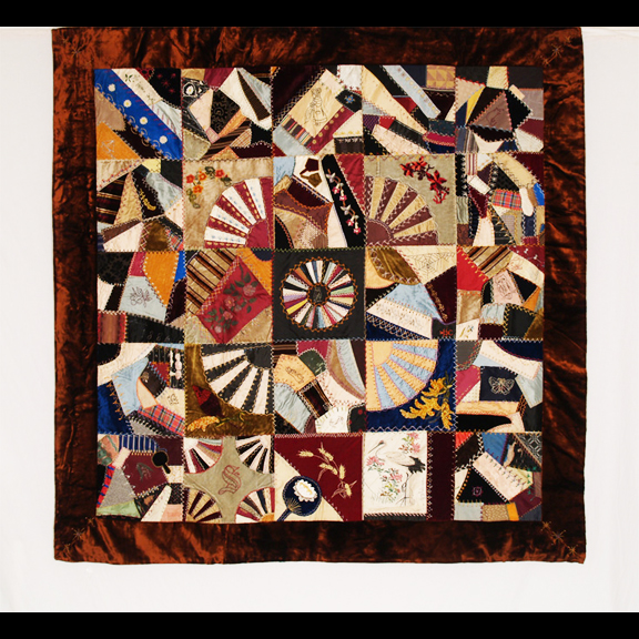 Example of a quilt shown in rotation.