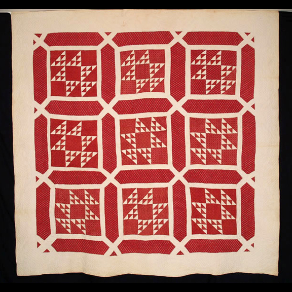 Example of a quilt shown in rotation.