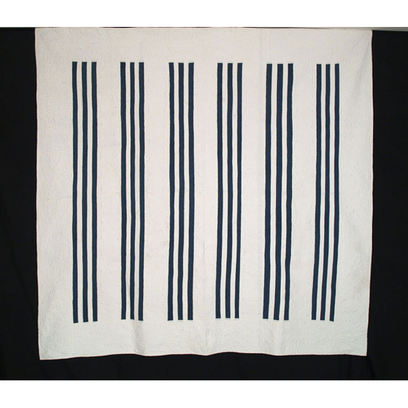 Example of a quilt shown in rotation.