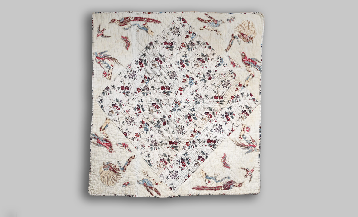 Fabric Sample---6 cm  Wide x 6 cm High--Plus Selvedge--Cotton -Shabby Chic 