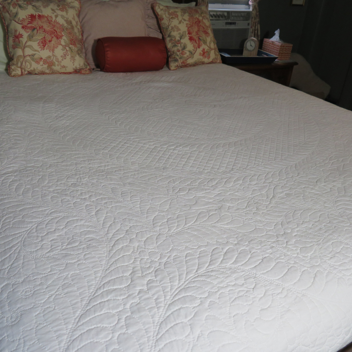 CONJC1 Center Medallion White Bridal Quilt