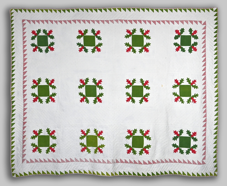 CONJE49 Original Design Oak Leaves and Gift Box Quilt