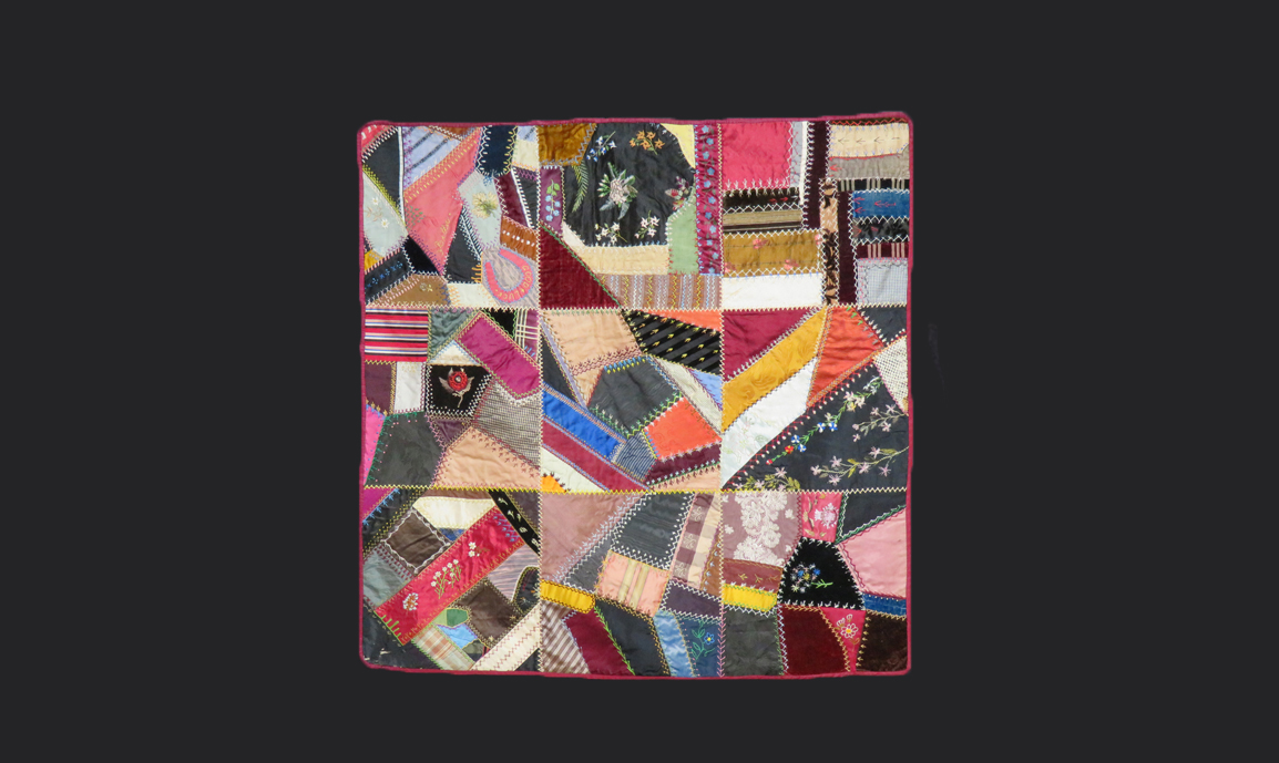 F782 Crazy Quilt Fragment w/Horseshoe