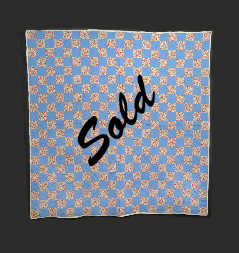 Q6937 Squares Quilt (possibly a four or nine patch)