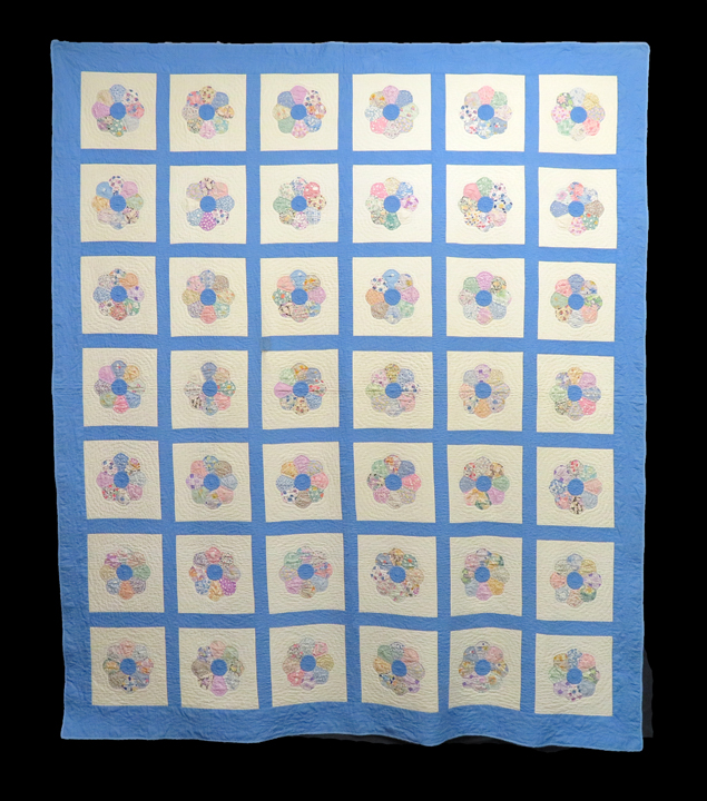 Q8325 Dresden Plate Quilt