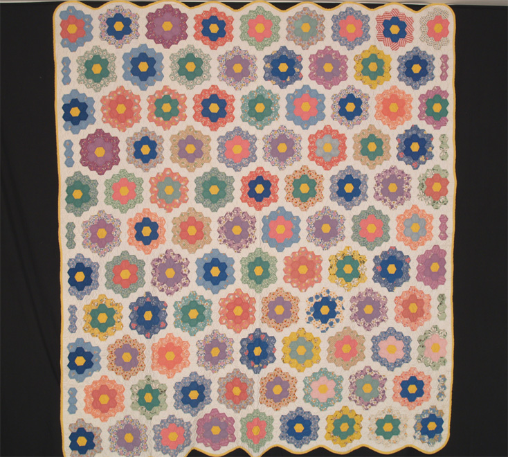 Q8724 Grandmother’s Flower Garden