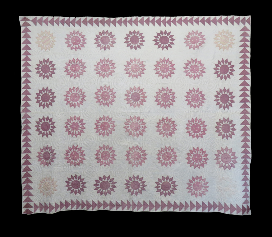 Q9112 Sunburst with Flying Geese Border Quilt