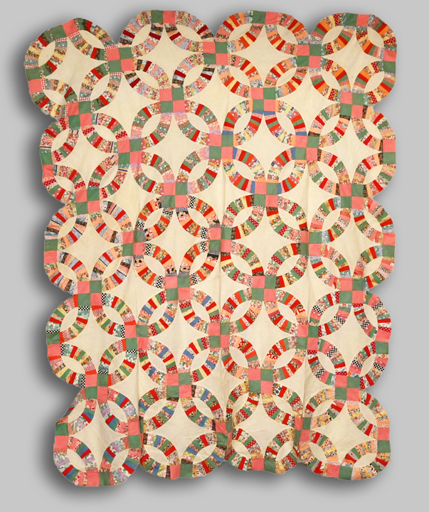 qt109 Double Wedding Ring Quilt Top