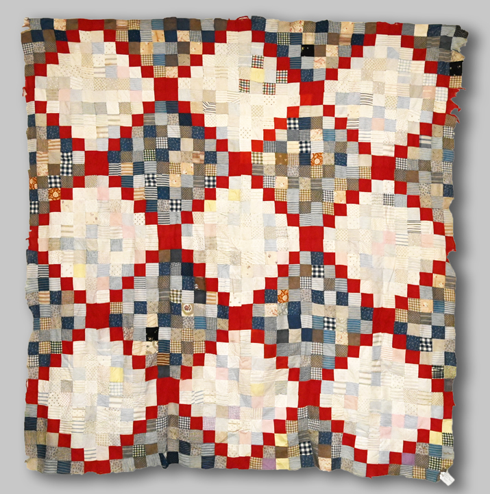 qt211 Nine Patch with Alternating Plaid Blocks Quilt Top
