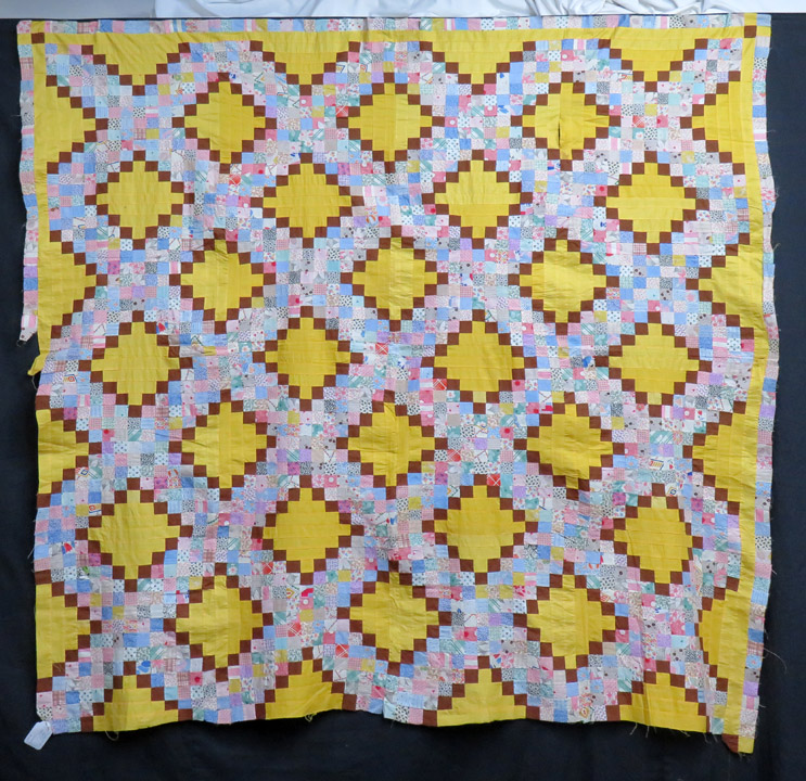 QT817 Triple Irish Chain Quilt Top