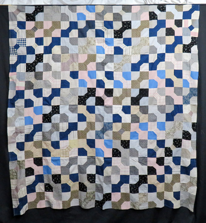 QT819 Bow Tie Quilt Top