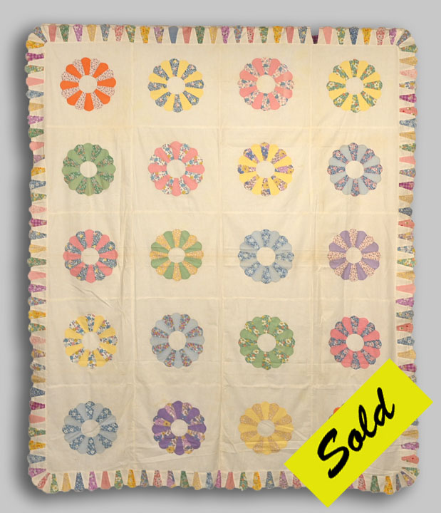 qt902 Dresden Plate with Ice Cream Cone Border Quilt Top