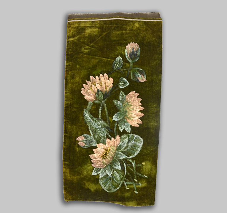 uf58 Oil Painted Water Lilies, Leaves, Buds in Stems